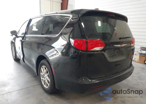 2024 Chrysler Voyager Lx z USA, uszkodzony, nr VIN 2C4RC1CG3RR171745